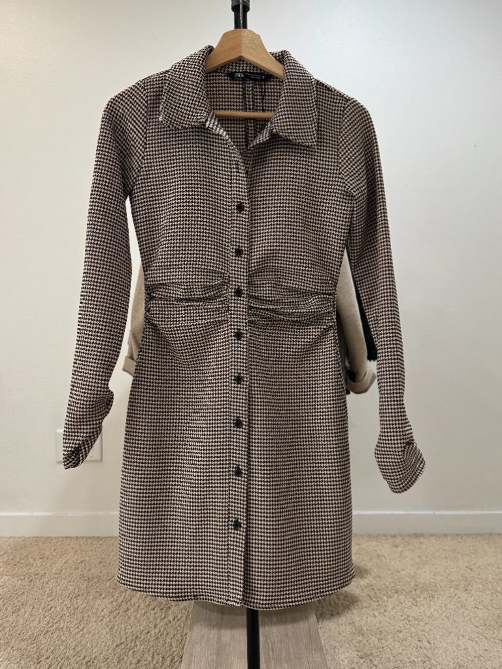 Zara Houndstooth Long Sleeve Ruched Dress